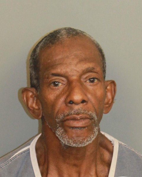 Mugshot of CLEVELAND HAMPTON