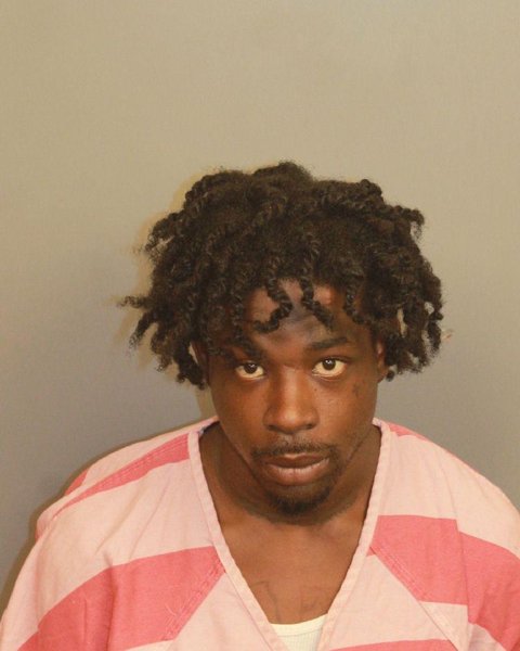 Mugshot of KEWAUNTE DESHON REMBERT