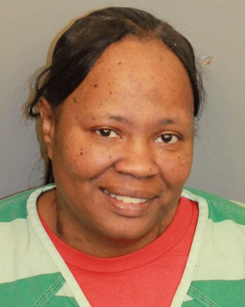 Mugshot of CARTISHA QUENEE HEGLER