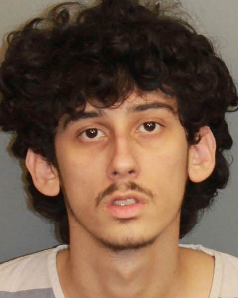 Mugshot of DREYNER GUSTAVO GOMEZ OJEDA
