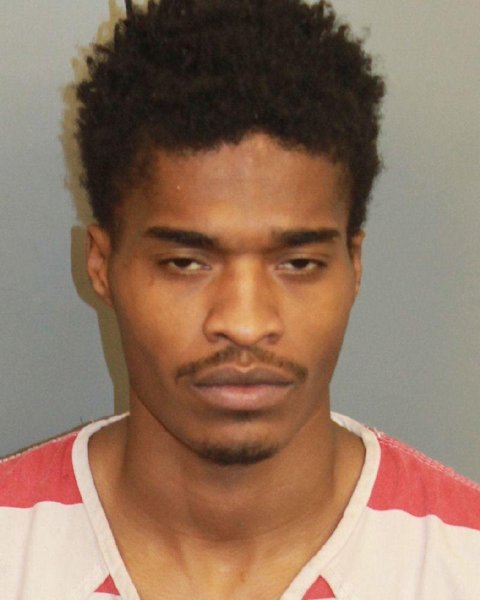 Mugshot of DEUNTAE' TREMAINE GREEN