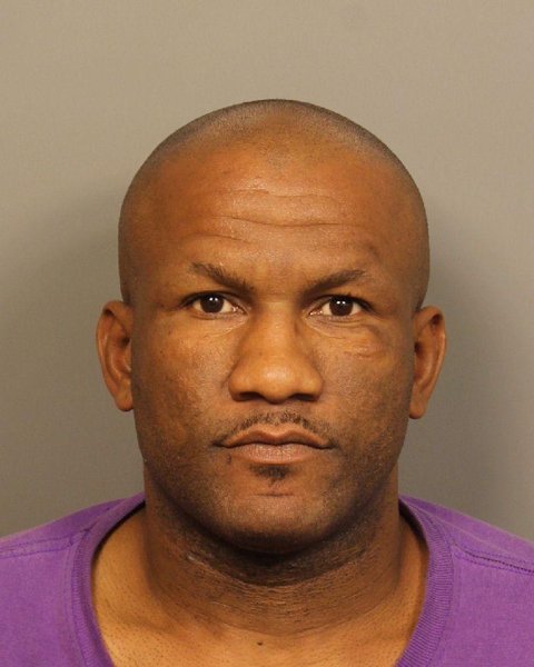 Mugshot of RODRICKIUS HILL