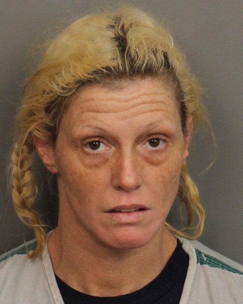 Mugshot of BETHANY LYNNE VALENTINE