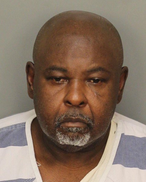 Mugshot of LARRY Junior CALHOUN