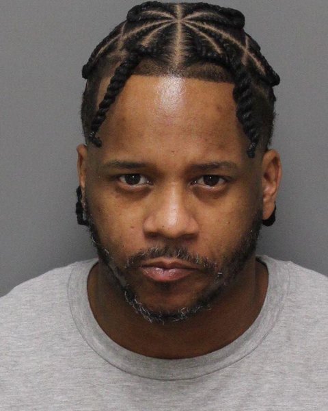 Mugshot of EFREM TYRONE Junior COOK