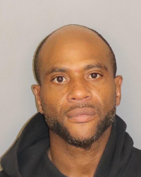 Mugshot of MARIO DEWAYNE ACOFF