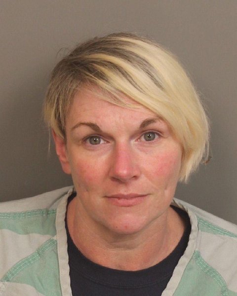Mugshot of KAREN AMY WADE