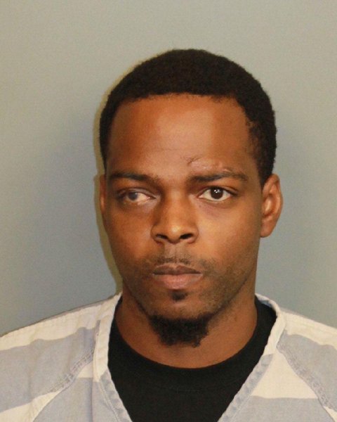 Mugshot of JAYLON DESHAWN HOUSTON