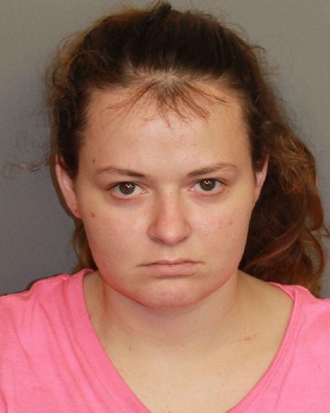 Mugshot of PENNIE DEZARAE HOLLAND