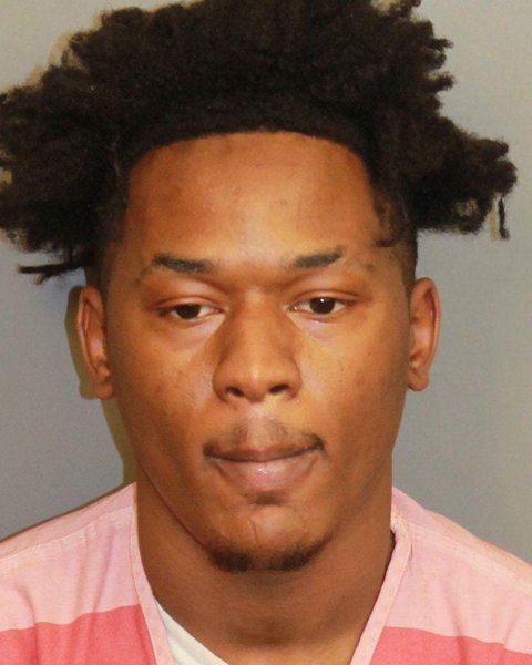 Mugshot of MALIK JAKOBE FARRIS