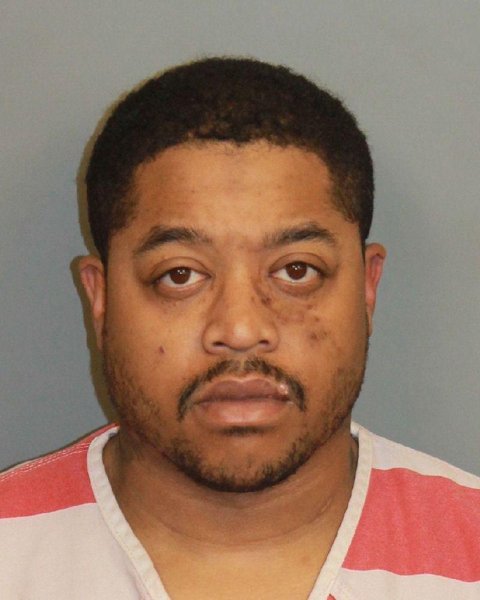 Mugshot of RONNIE Junior GREATHOUSE