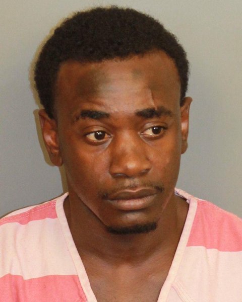 Mugshot of ZACHARY TAVARES Junior BARNES