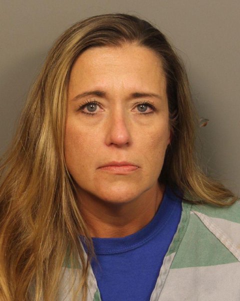 Mugshot of HOLLY CHRISTIAN ARNOLD SHAW