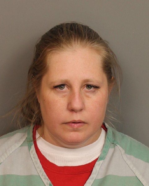 Mugshot of LINDSEY NICOLE CALTON