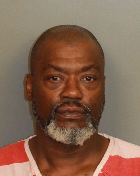 Mugshot of DEANDRE DEWAYNE MCCRAY