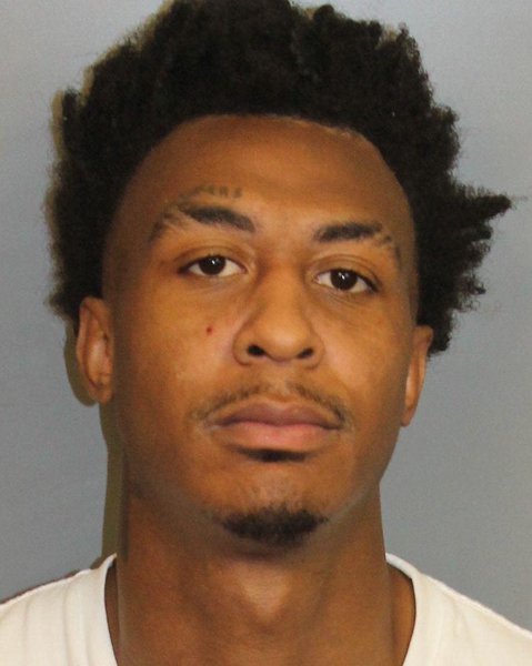 Mugshot of TAVARES ANTUAN Junior KENNEDY
