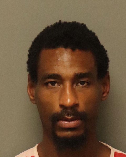 Mugshot of DARQUENCY SHAMOND BOWENS