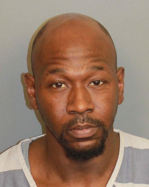 Mugshot of ANTONIO MARQUELLE CROXTON - BROWN