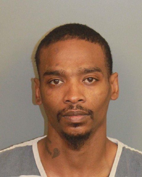 Mugshot of DEVON MARTEZ SIMMONS