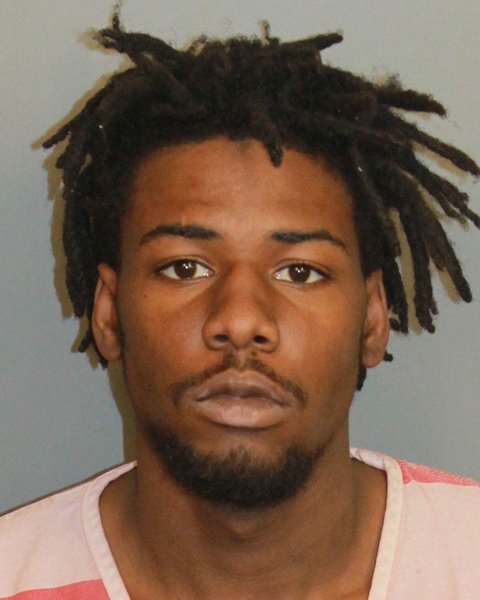 Mugshot of CADARIUS D JOHNSON