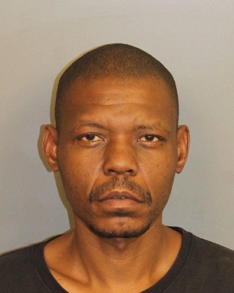 Mugshot of MARTIZE DEWAYNE MOORE