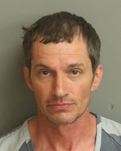 Mugshot of TODD CARRELL HEWITT