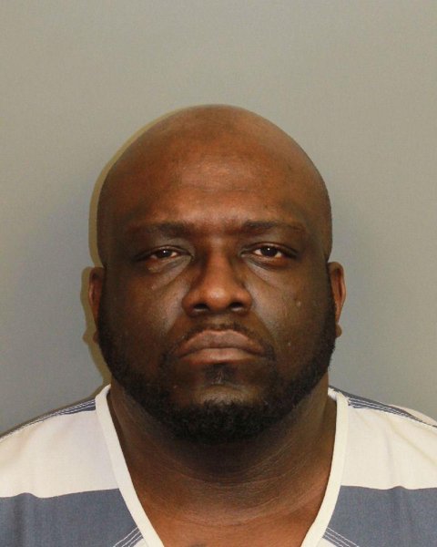Mugshot of EMMANUEL JUSTIN DAVENPORT