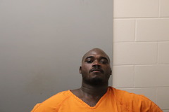 Mugshot of CHRISTOPHER C MATTHEWS