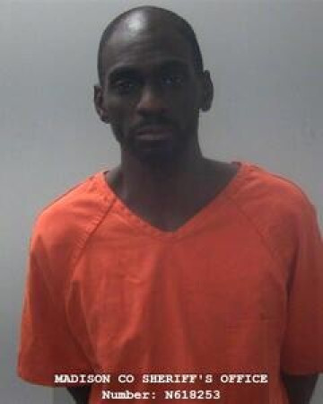 Mugshot of MICHAEL L HENDERSON