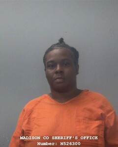 Mugshot of KYWANDIA L CARTWRIGHT