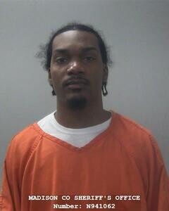 Mugshot of DONAVON M BROWN