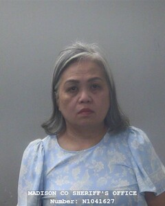 Mugshot of QUYEN L NGUYEN