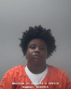 Mugshot of DSHAYLA C MOORE