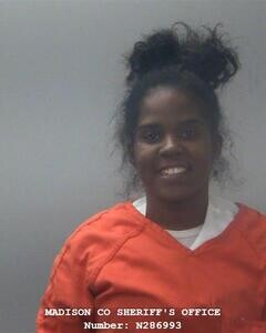 Mugshot of EBONY L TAYLOR