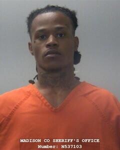 Mugshot of LATRAVION D SANDERSON