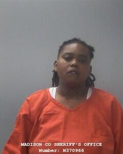 Mugshot of JADE S DRAKE