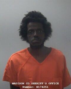 Mugshot of CHANDON M MITCHELL
