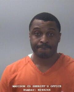 Mugshot of DEAIRES M HOLLIS
