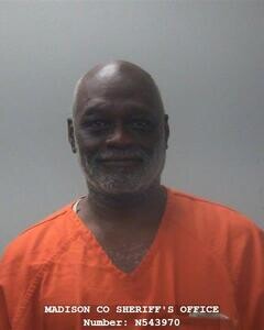 Mugshot of LEE V HOLDEN