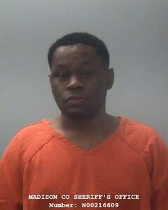 Mugshot of QUINTAVIUS D MOTEN