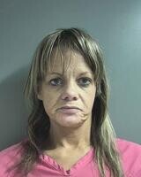 Mugshot of ELIZABETH SAINT
