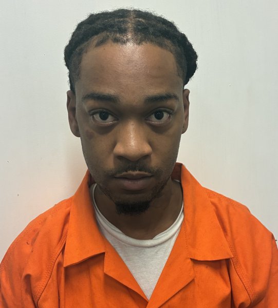 Mugshot of QUINTEN KENDARVIS BOWE