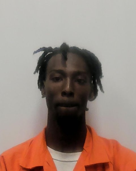 Mugshot of DANIEL KEMARCUS ROBERTSON