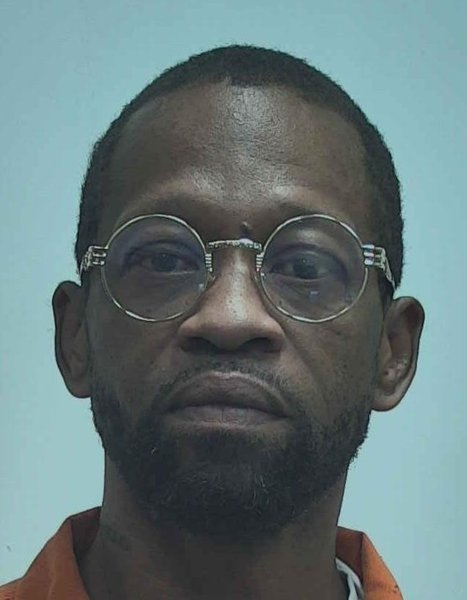 Mugshot of ALMENDARIOUS AQUIANTISE OWENS