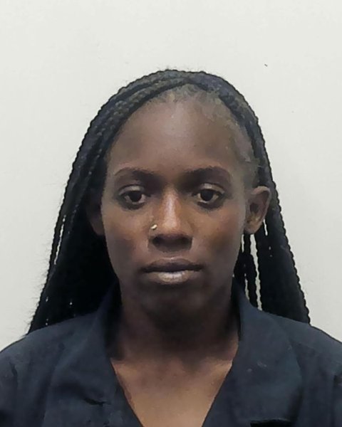 Mugshot of DAVIONA SHANETTA BURNS