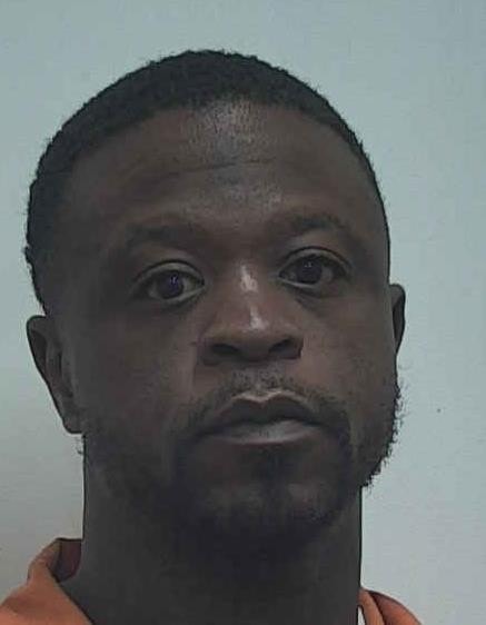 Mugshot of LAVARIS DEANDRE YOUNGBLOOD