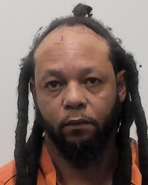 Mugshot of KENNETH DERRELL DIXON