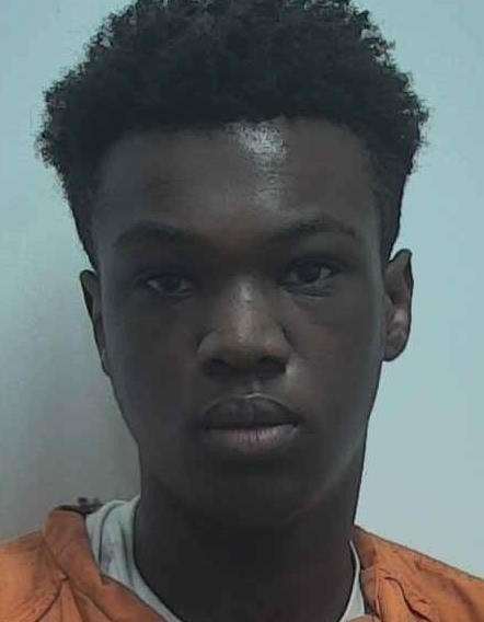 Mugshot of ALTAVION DESHAWN SHACKLEFORD