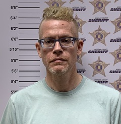 Mugshot of JOHN DEREK MITCHELL