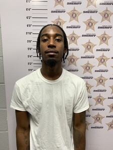 Mugshot of KENDREEQ LACARLOS LINDSEY